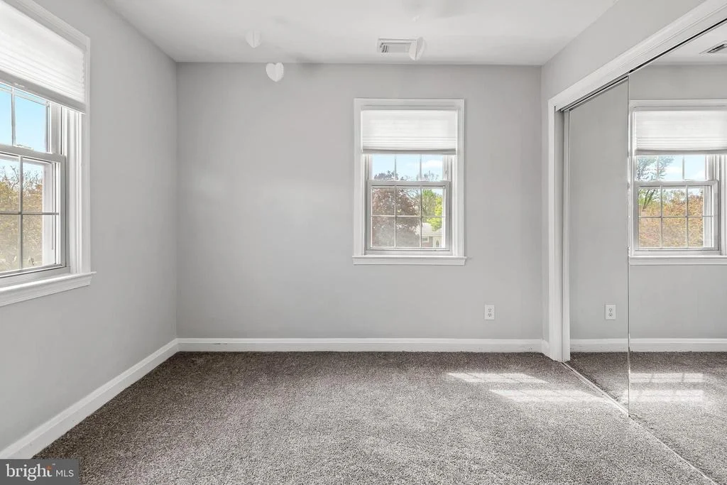 Photo of 3302 NORTHBROOK ROAD