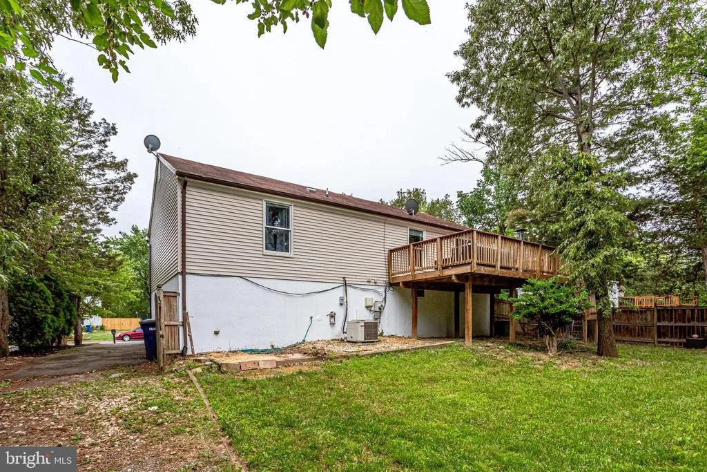 Photo of 1308 DULLES PLACE