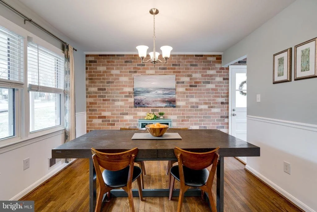 Photo of 6810 HUNTSMAN BOULEVARD