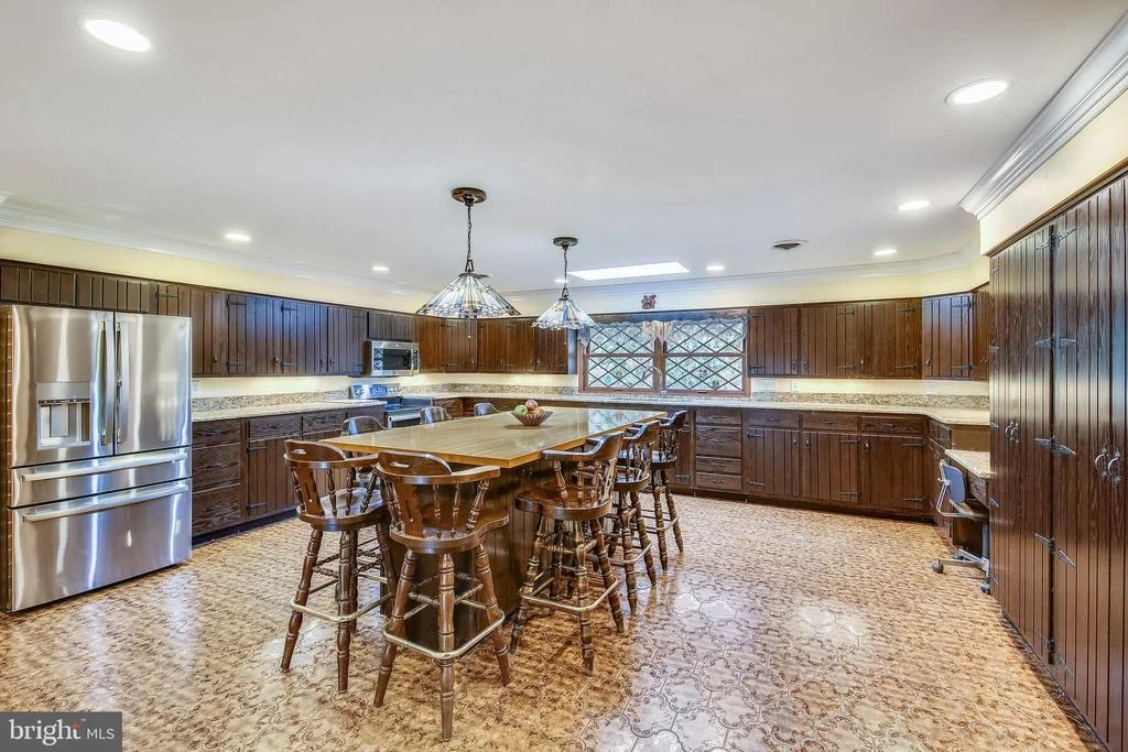 Photo of 8015 GOODHURST DRIVE