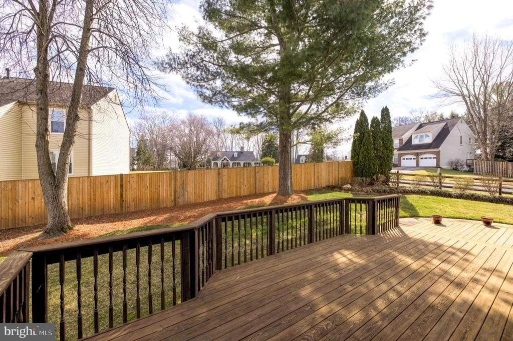 Photo of 6929 SPANKER DRIVE