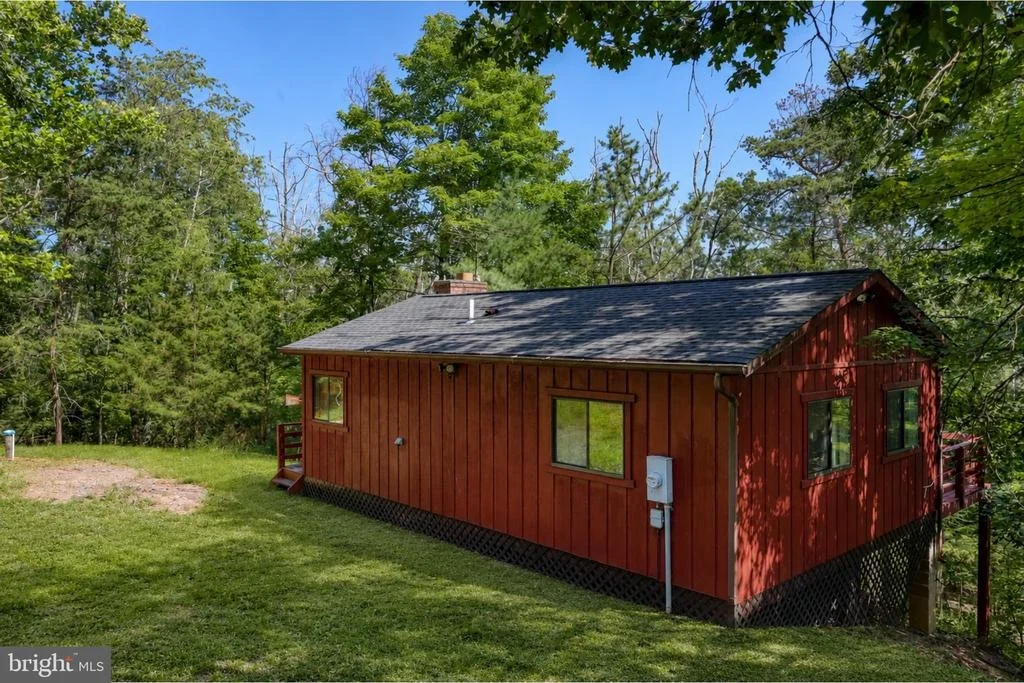 Photo of 743 MAPLE