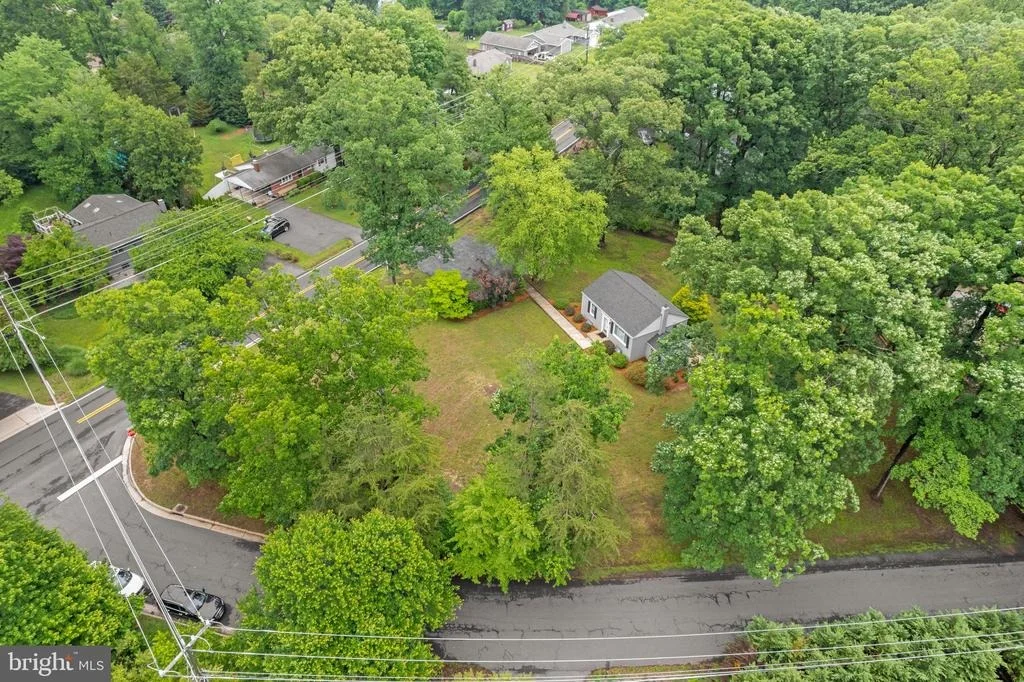 Photo of 12131 WAPLES MILL ROAD