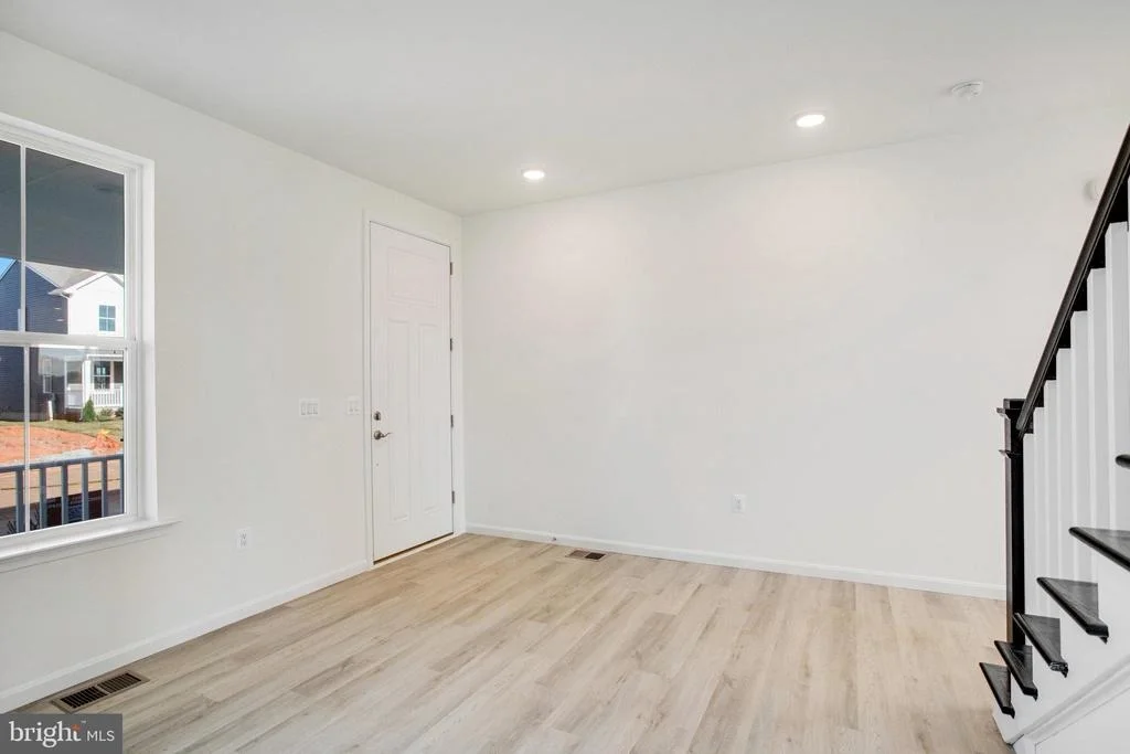 Photo of 620 CLOVER LANE