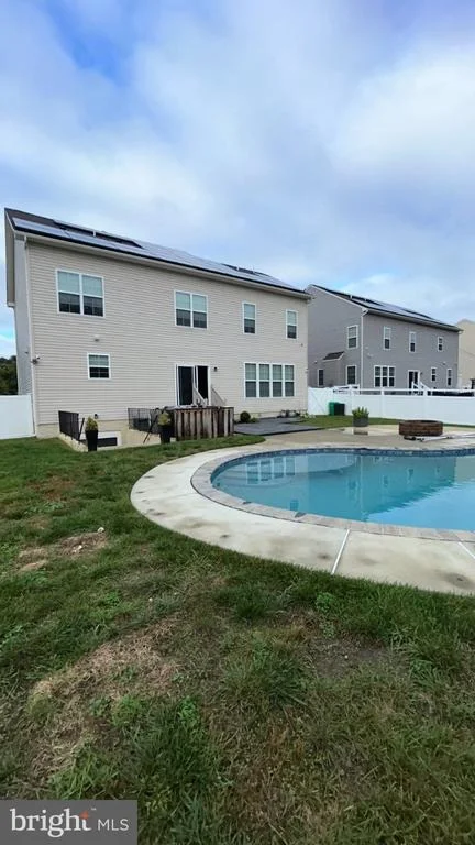 Photo of 6104 HUNT WEBER DRIVE