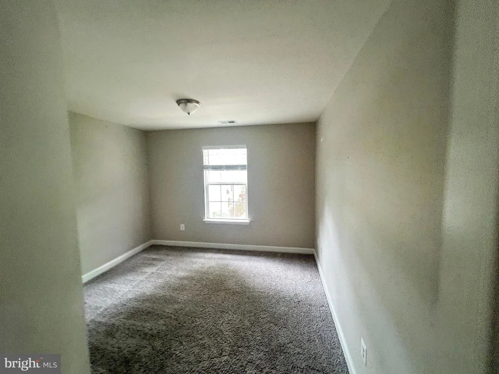 Photo of 650 210TH STREET