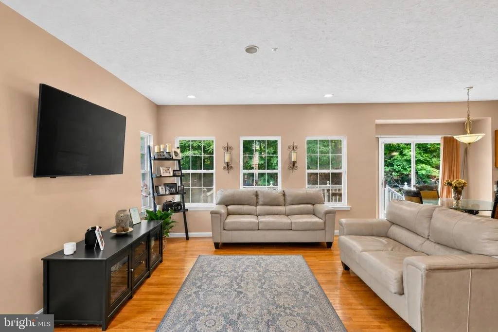 Photo of 9106 HELMSLEY DRIVE