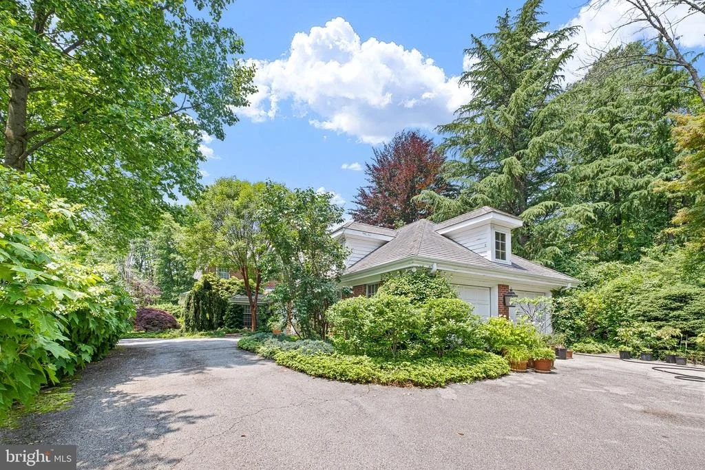 Photo of 2 FARRON DRIVE