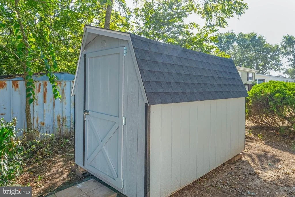 Photo of 31660 JANICE ROAD
