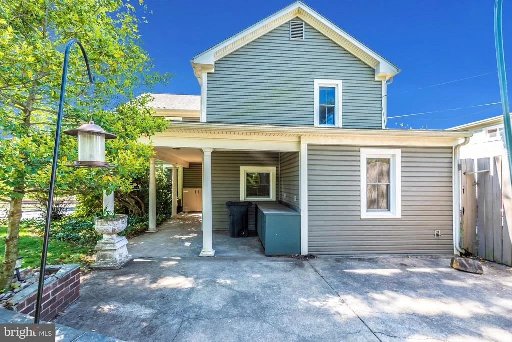 Photo of 403 WALNUT STREET