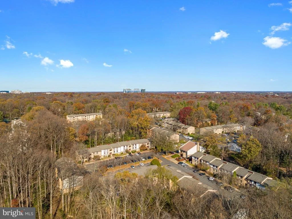Photo of Unit 901B at 11650 STONEVIEW SQUARE