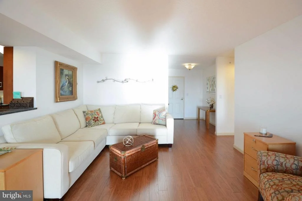 Photo of Unit 1002 at 5904 MOUNT EAGLE DRIVE