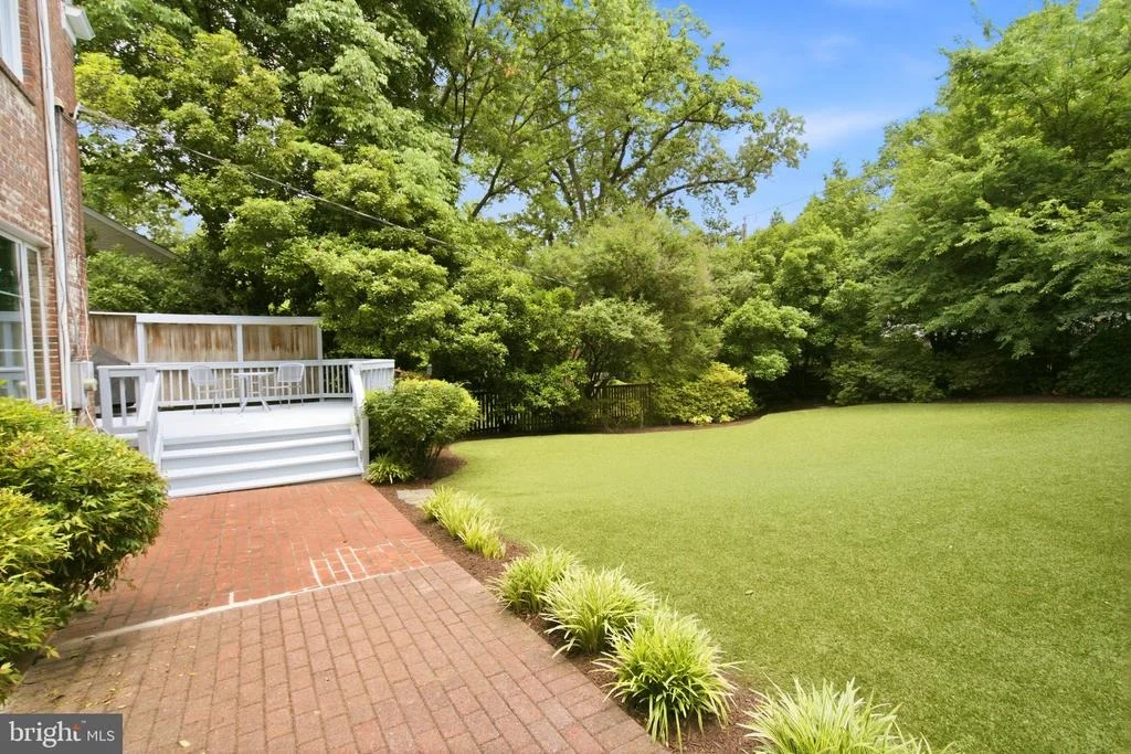 Photo of 432 ARGYLE DRIVE