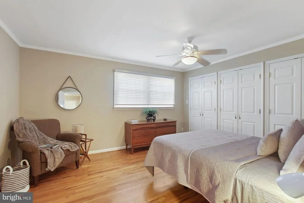 Photo of 11701 GREENLANE DRIVE