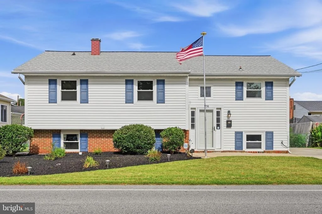 Photo of 158 RIVIERA DRIVE