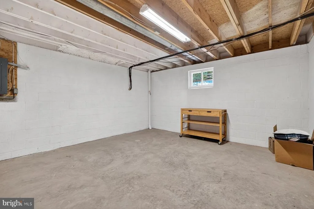 Photo of 15001 NOTLEY ROAD