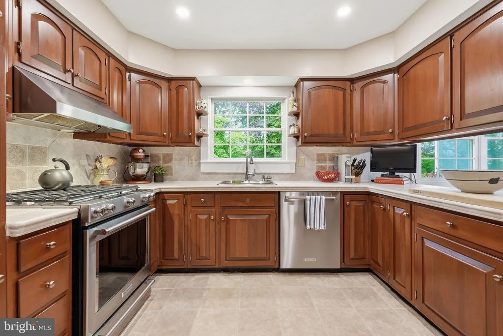 Photo of 1740 LONG GREEN DRIVE