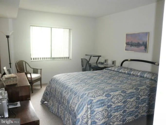 Photo of Unit 3502 at 15115 INTERLACHEN DRIVE