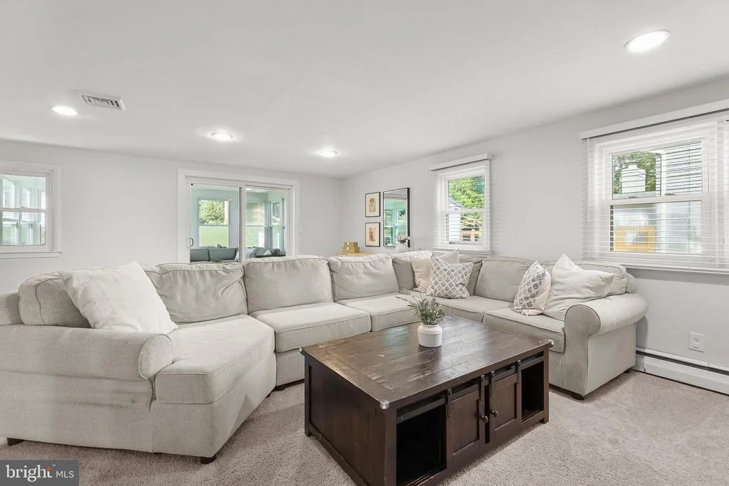 Photo of 906 SOUTHWICK DRIVE