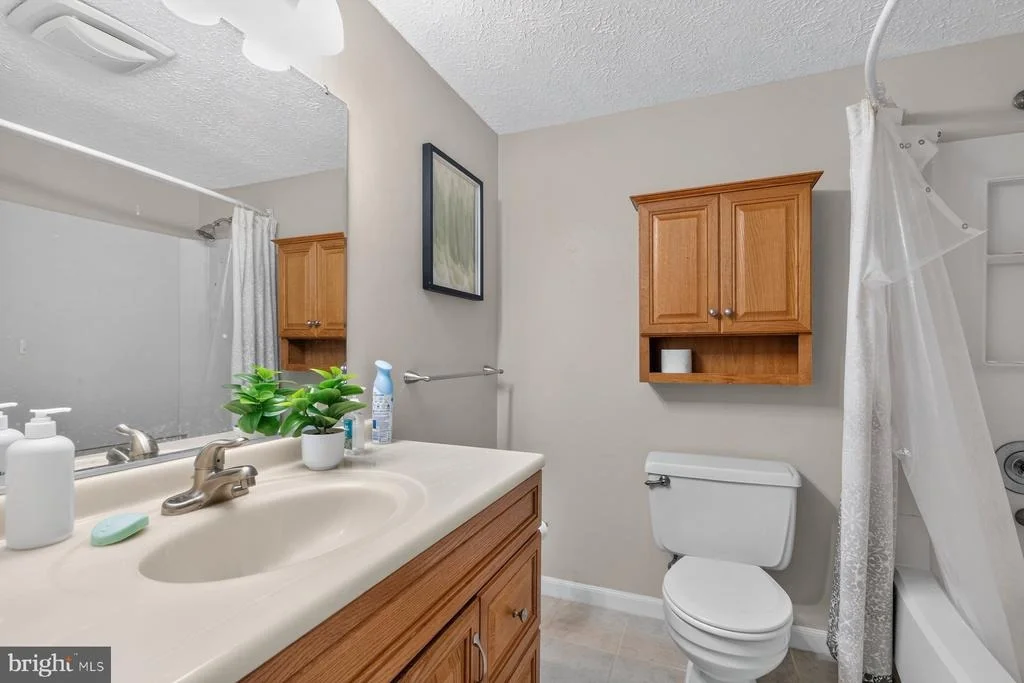 Photo of 935 MARINE DRIVE