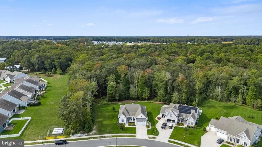 Photo of 39033 CROWS NEST LANE