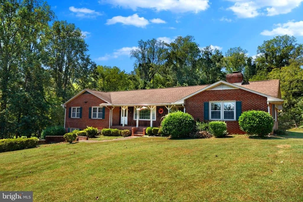 Photo of 194 RED HILL ROAD