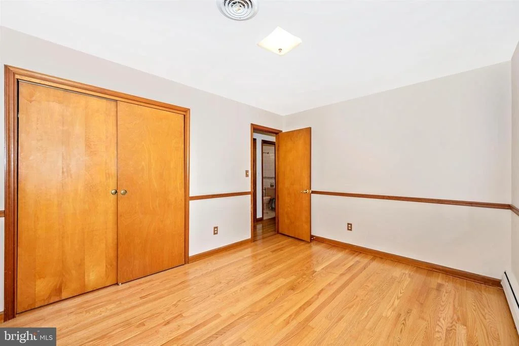 Photo of 25103 OAK DRIVE