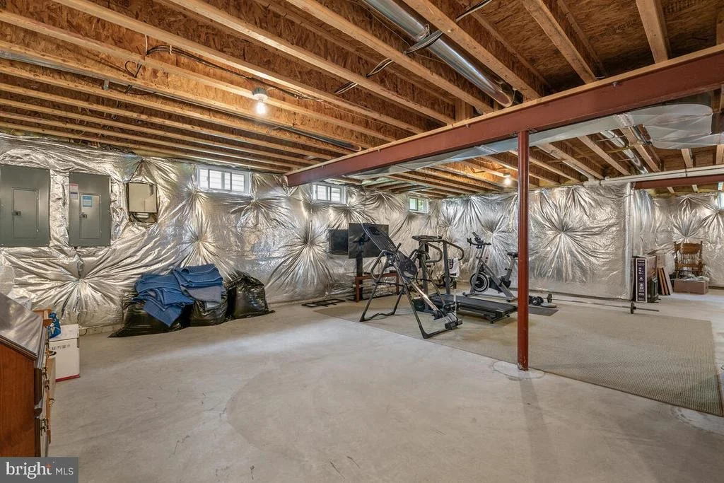 Photo of 305 GENESIS WAY
