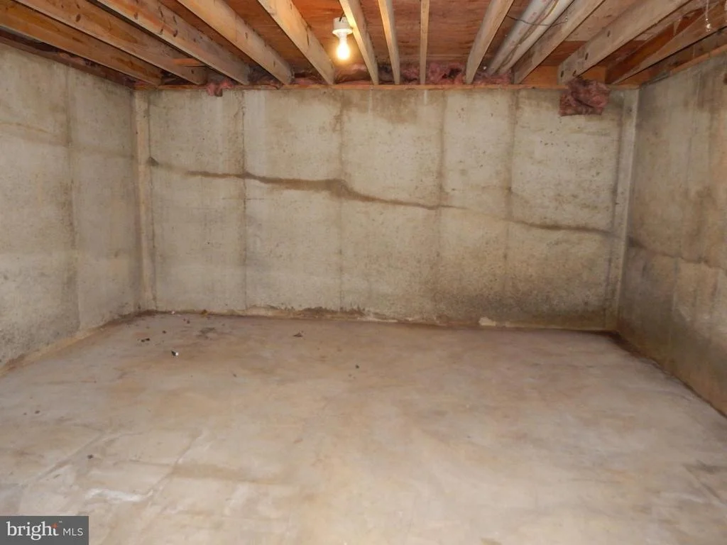 Photo of 512 ELLSWORTH DRIVE