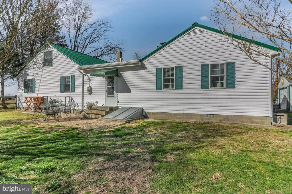 Photo of 3502 BAYSIDE DRIVE