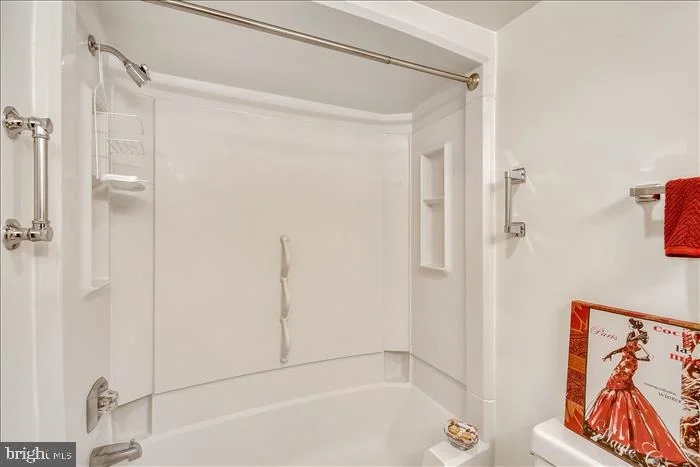 Photo of Unit 3403 at 15115 INTERLACHEN DRIVE