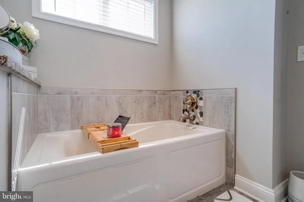 Photo of 2818 SCARFF ROAD