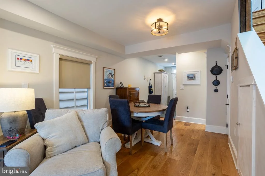 Photo of 32 CORNHILL STREET