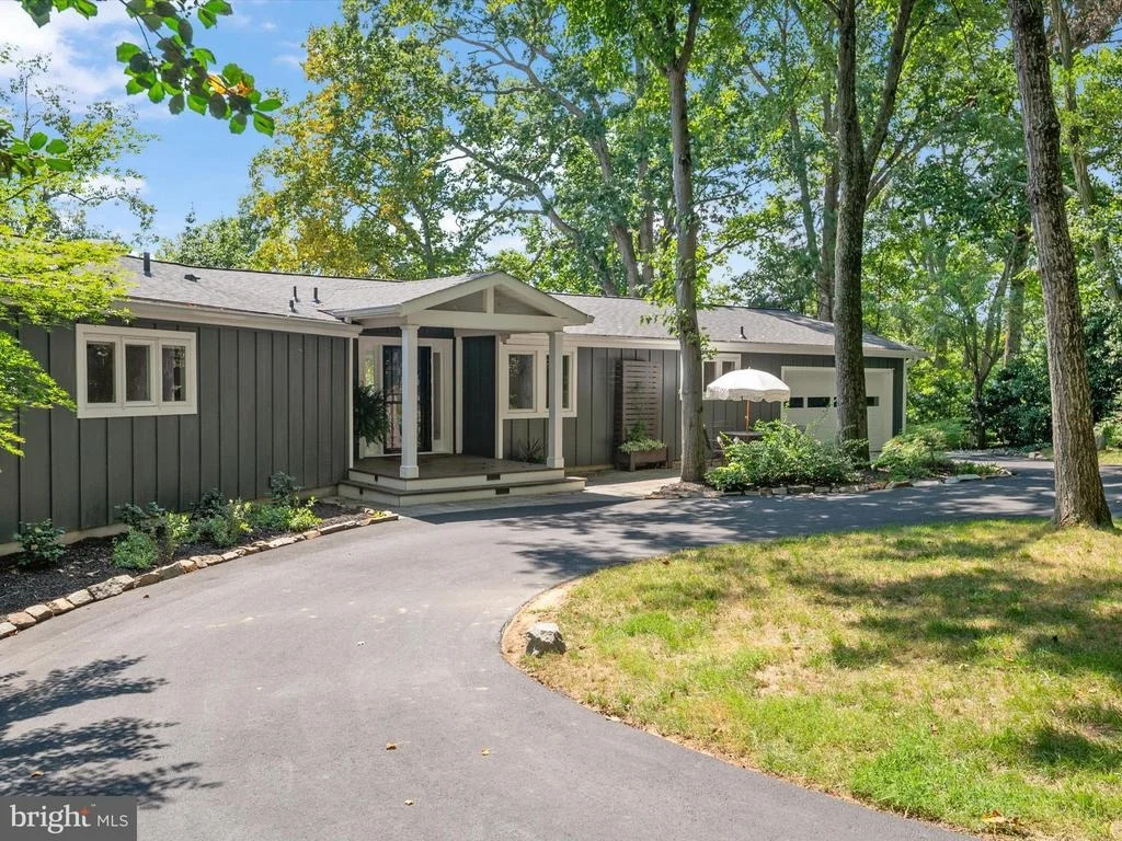 Photo of 778 BON HAVEN DRIVE