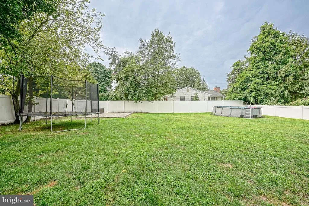 Photo of 2 BROADVIEW AVENUE