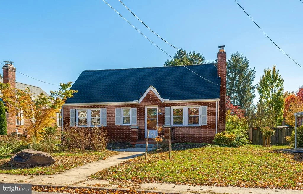 Photo of 406 LEE PLACE