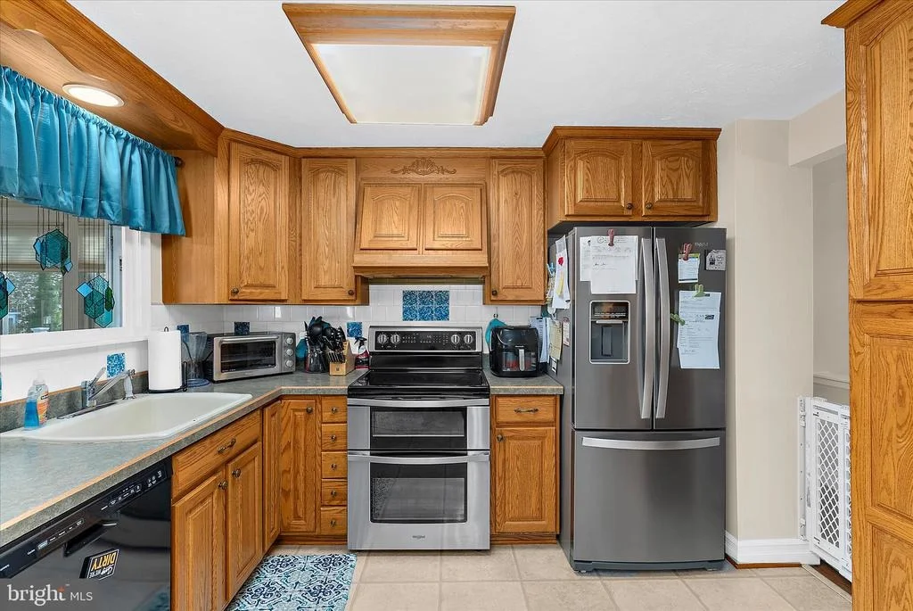 Photo of 379 DUBLIN DRIVE