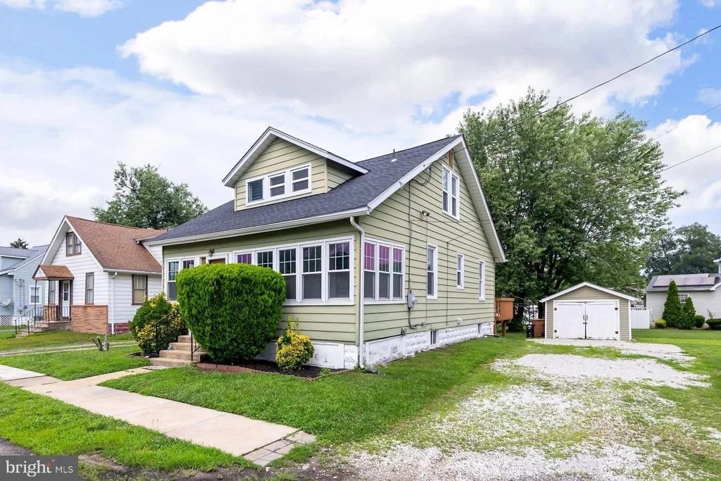 Photo of 16 MANTUA ROAD