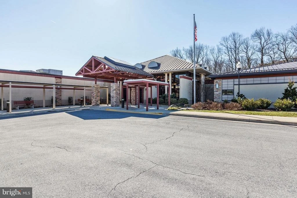Photo of Unit 3504 at 15115 INTERLACHEN DRIVE