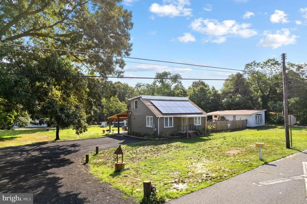Photo of 63 LUMMIS MILL ROAD