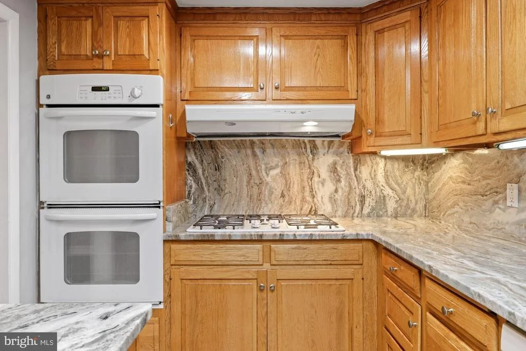 Photo of 12506 MONTCLAIR DRIVE