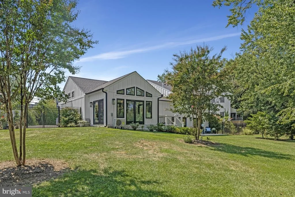 Photo of 1400 AUDMAR DRIVE