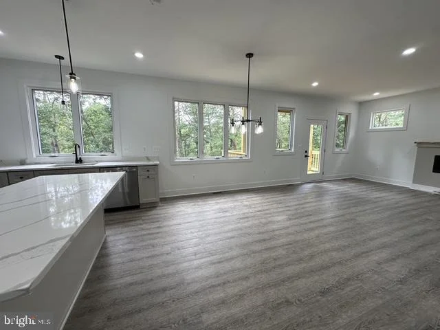 Photo of 64 ELM COURT