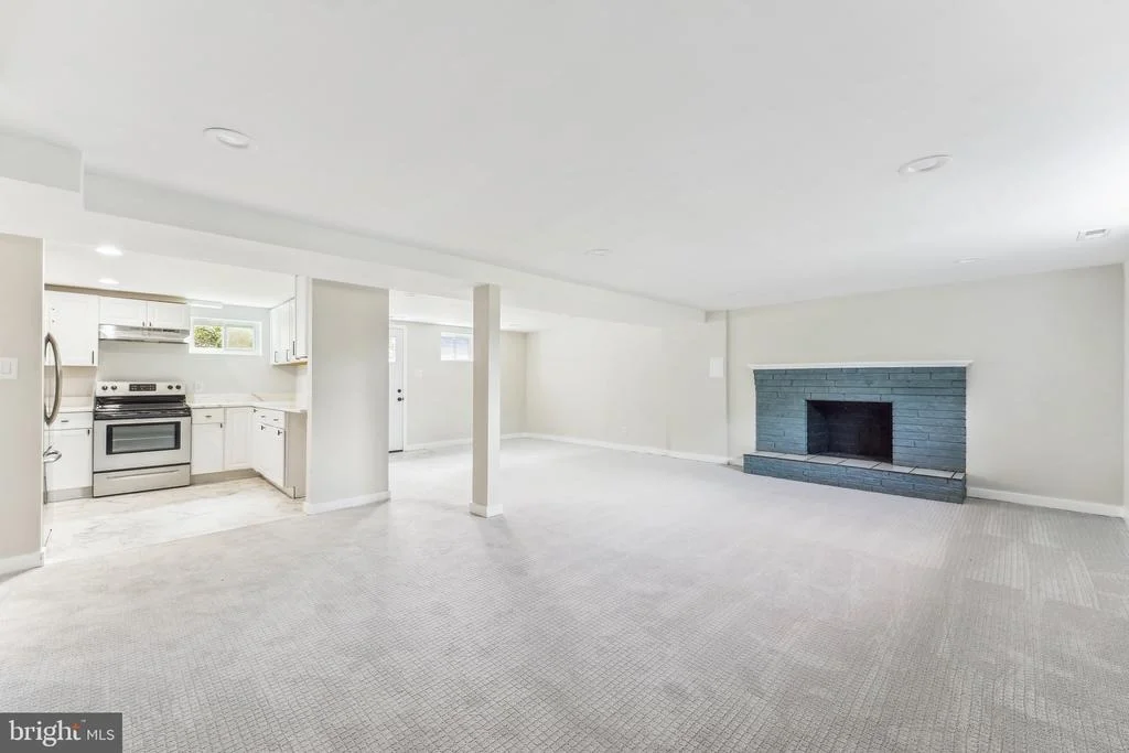Photo of 8200 BERNARD DRIVE