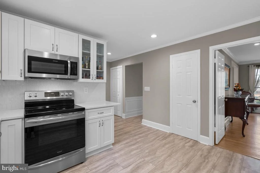 Photo of 8516 PADDOCKVIEW DRIVE