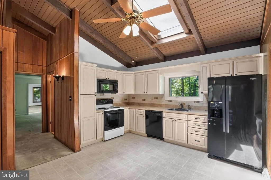 Photo of 40743 MAGEE DRIVE