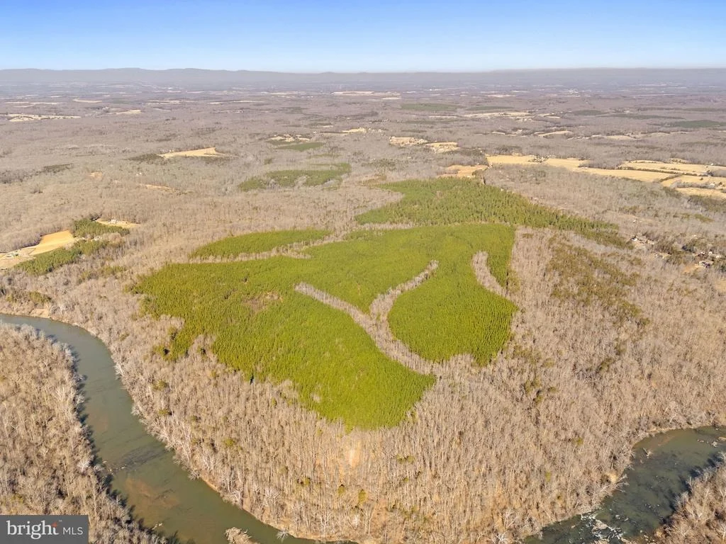 Photo of OFF SNAKE CASTLE ROAD