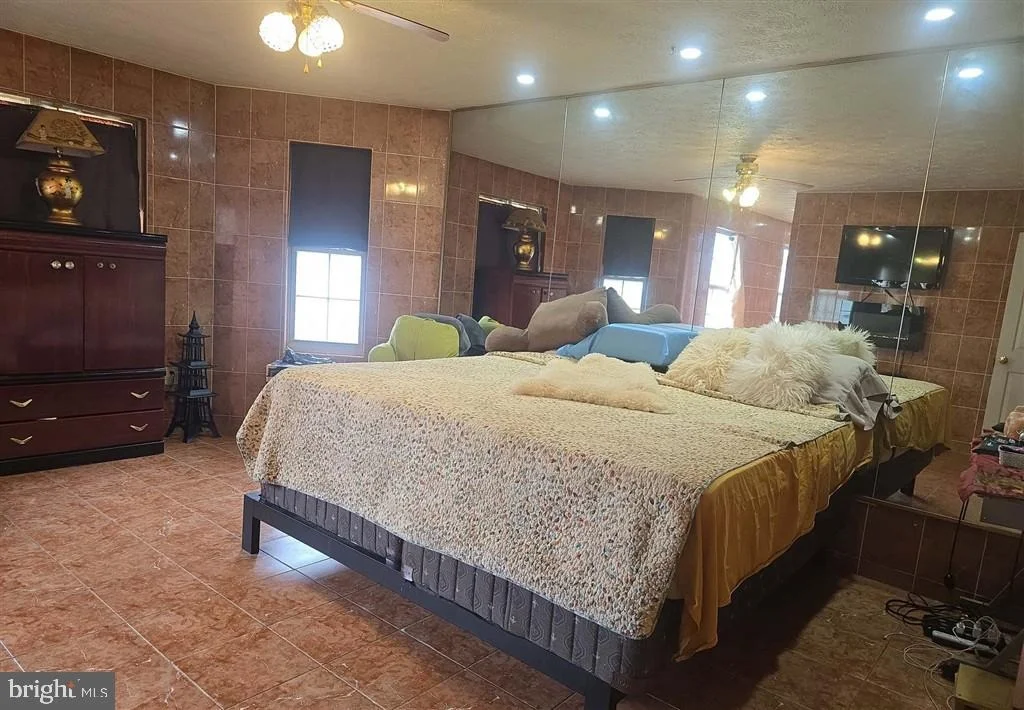 Photo of 2448 SHELLCOVE COURT