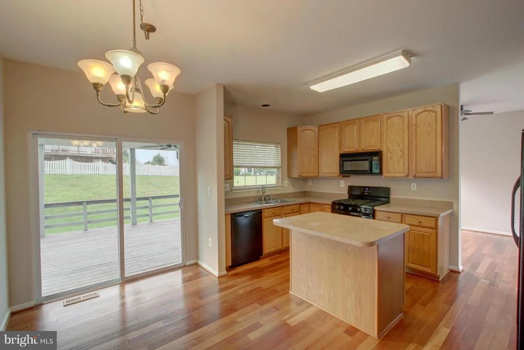 Photo of 252 TINSTONE DRIVE