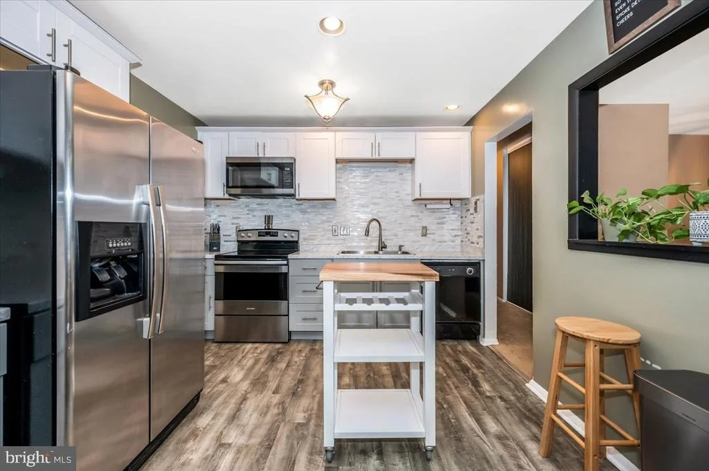 Photo of 223 TAMARACK WAY